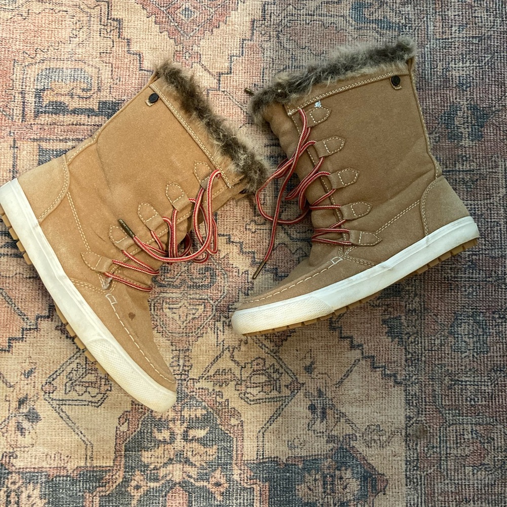 Roxy Fur Lined Boots